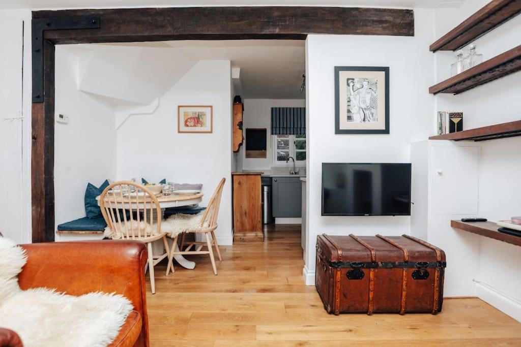 Chalk House - Pet Friendly * Henley-on-Thames